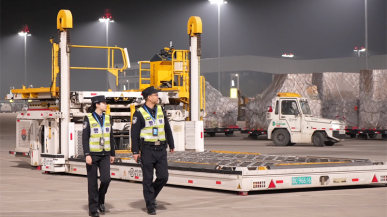 新春走基層｜邊檢民警守花湖 全球年味進萬家