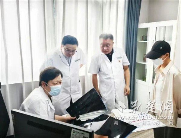 北京權威專家每月定期來荊門坐診 家門口享受國內權威醫療服務_fororder_5d641ebce371194f24510c2a31f1328c