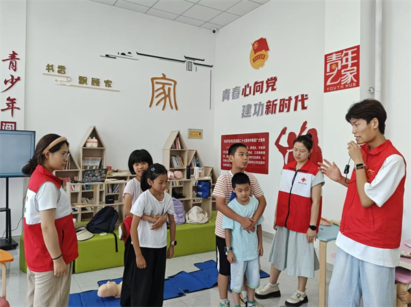 怡敏支教隊:支教路上的醫學生_fororder_圖片2