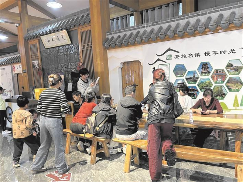 湖北A級景區接待遊客2036萬餘人次 武漢上榜國內十大熱門目的地_fororder_04
