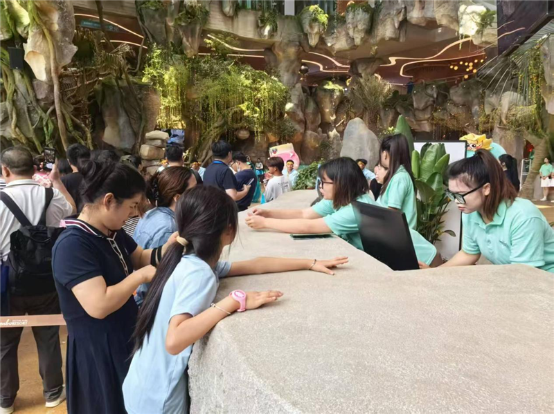 【A】華中最大親子水樂園在蔡甸開園 武漢中法城再添文旅新地標_fororder_圖片24