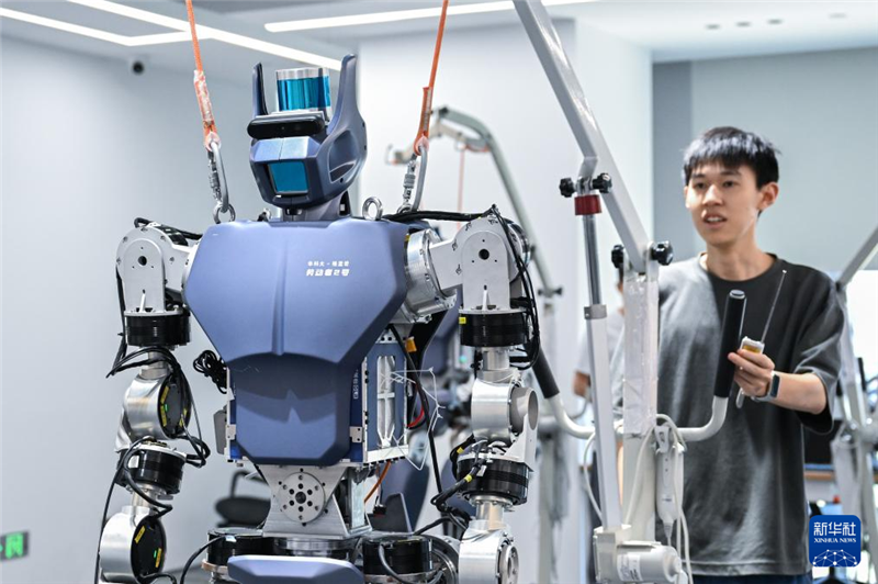 湖北：新生代科研力量助推人形機器人加速成長_fororder_202507018de6a4db5aa547c1965d82e8608b1946_20250701e552437106344dbdbd7d677981bed473