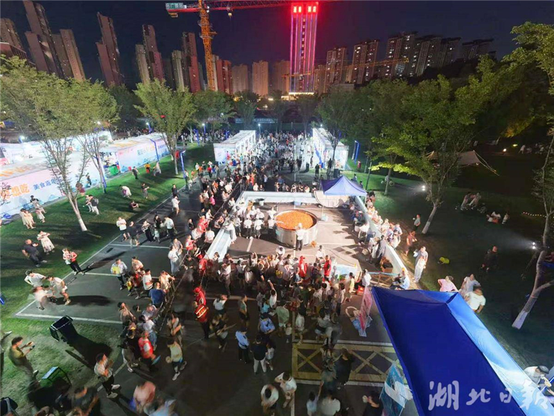 千人火鍋真香！“616三好節”主題市集引爆消費熱潮_fororder_f41374d29db54a50839cc87c771e8d63