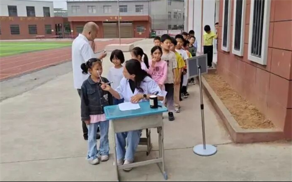 醫衛融合煥新動力 陽新縣浮屠鎮“醫”路暢行“衛”民暖心_fororder_微信圖片_20260201163956