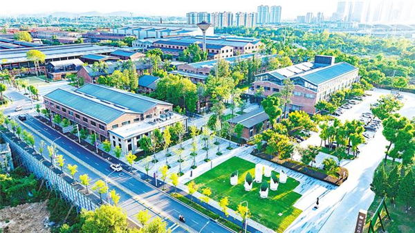 武漢城市更新帶動産業煥新_fororder_01
