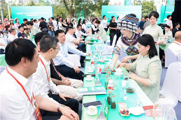 茶香漫江城 湖北恩施硒茶品鑒周活動走進武漢_fororder_圖片2