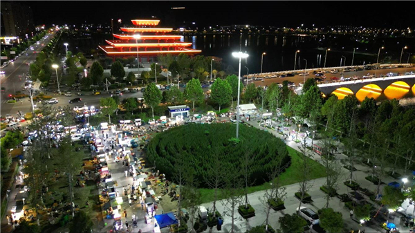 從荒郊田野到城市“天花板” 內陸最大僑鄉換“新顏”_fororder_1d31bcedbe18497383237b4a0fe0fe95