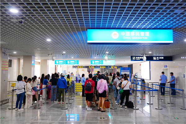 恩施邊檢站高效保障恩施航空口岸首條國際航線順利啟航_fororder_圖片8