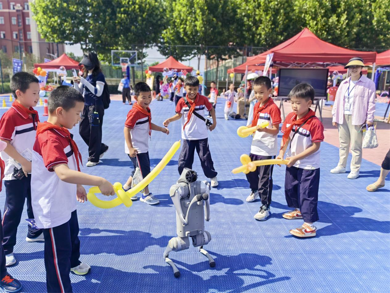 湖北武漢：“科技為翼”六一盛宴 啟航未來教育新篇章_fororder_圖片10