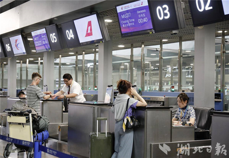 東航首開日內瓦直飛航線_fororder_051b2e49220f4632a90ff5d2ef7dd3c4