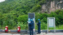 國網保康供電公司：護航重卡跑出綠色轉型“加速度”