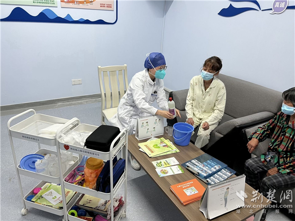 曾沐微光 今為炬火 宜昌00後結核女孩用愛點亮抗癆路_fororder_4a78b52539cb3aeec84b9e0211704cad