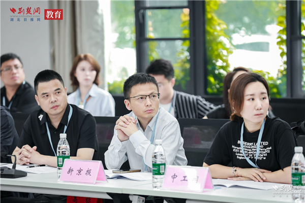 “鋼鐵脊梁”如何煉成？全國30家主流融媒探訪武漢科技大學“硬核之路”_fororder_2da8746d2a84aca486b007209a151ec3