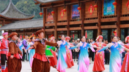 清江畫廊開啟全面“寵客”模式 煥新迎“雙節”