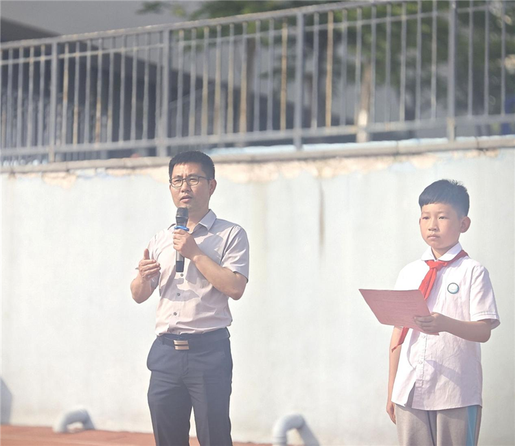 江夏區實驗小學軍運村校區以家國情懷點亮學生的成長之光_fororder_圖片18