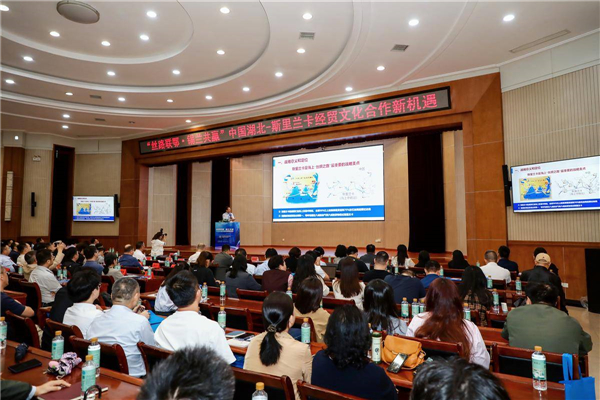 湖北出海企業·全球經貿中心再建一所分中心 鄂企出海南亞有了“前哨站”_fororder_bffb68944f69405186ee05ec4184bd1e