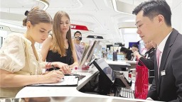 錨定國際消費、研發、會展中心城市 武漢打造“便利店之都”“咖啡茶飲之都”