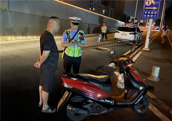 武漢交警蔣仲超搶救12天后不幸犧牲_fororder_640 (3)