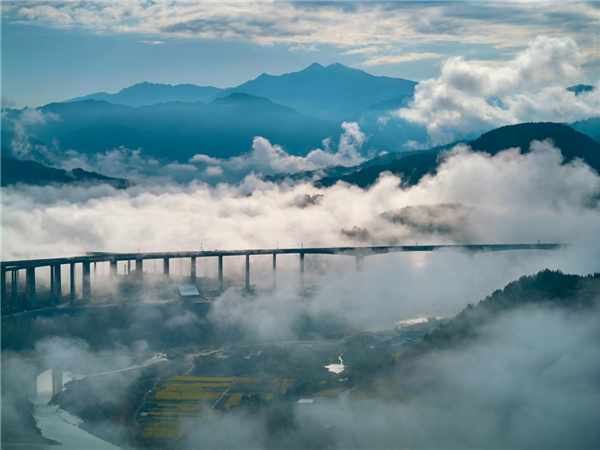 成都到九寨溝4小時抵達!九綿高速公路全線通車_fororder_圖片7