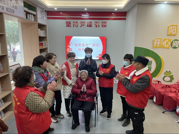 蹚出基層治理新路徑 看孝南車站“銀齡”志願隊如何重塑小區新貌_fororder_微信圖片_20260201163616