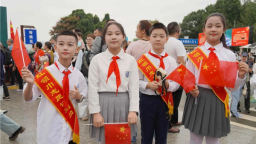 三峽大壩旅遊區“十一”接待遊客22萬人