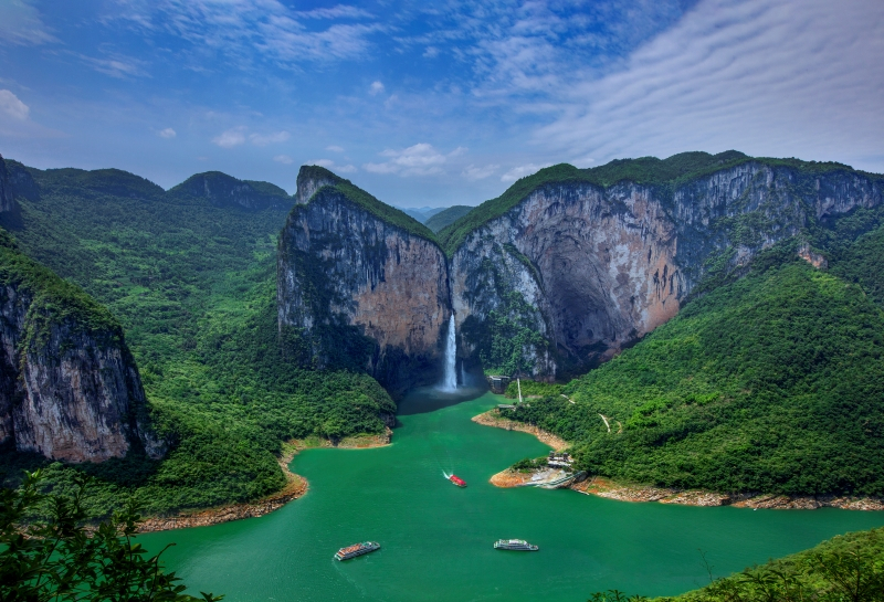 湖北恩施：以大旅遊對接大世界_fororder_LOCAL1752982811297R7NXN9E033