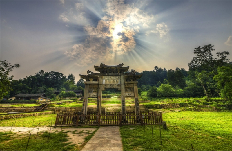 湖北恩施：以大旅遊對接大世界_fororder_LOCAL17529827780988E5OMUOPXB