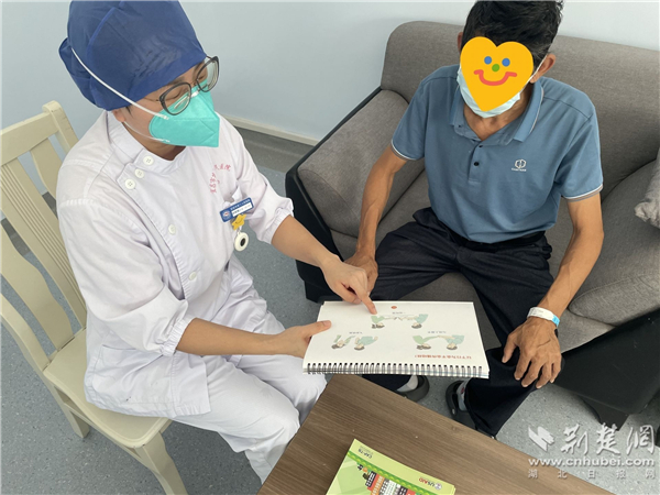 曾沐微光 今為炬火 宜昌00後結核女孩用愛點亮抗癆路_fororder_fd57f1107cbdb309e1dcf587b8d3bf1a