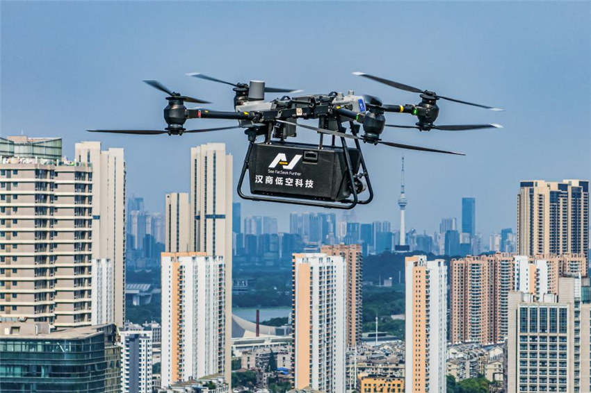 武漢新增10條低空物流航線_fororder_202506167ba4e34ccd544f3fae9779c574fc6d13_5d82bc3ab805429991d920dfe8db5bb1