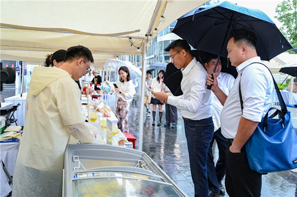 第五屆漢臺青年嘉年華“青春市集”在華發中城商都啟幕_fororder_圖片13