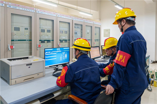 湖北武漢：為高考充上“滿格電”110千伏唐家墩變電站改擴建工程順利送電_fororder_05