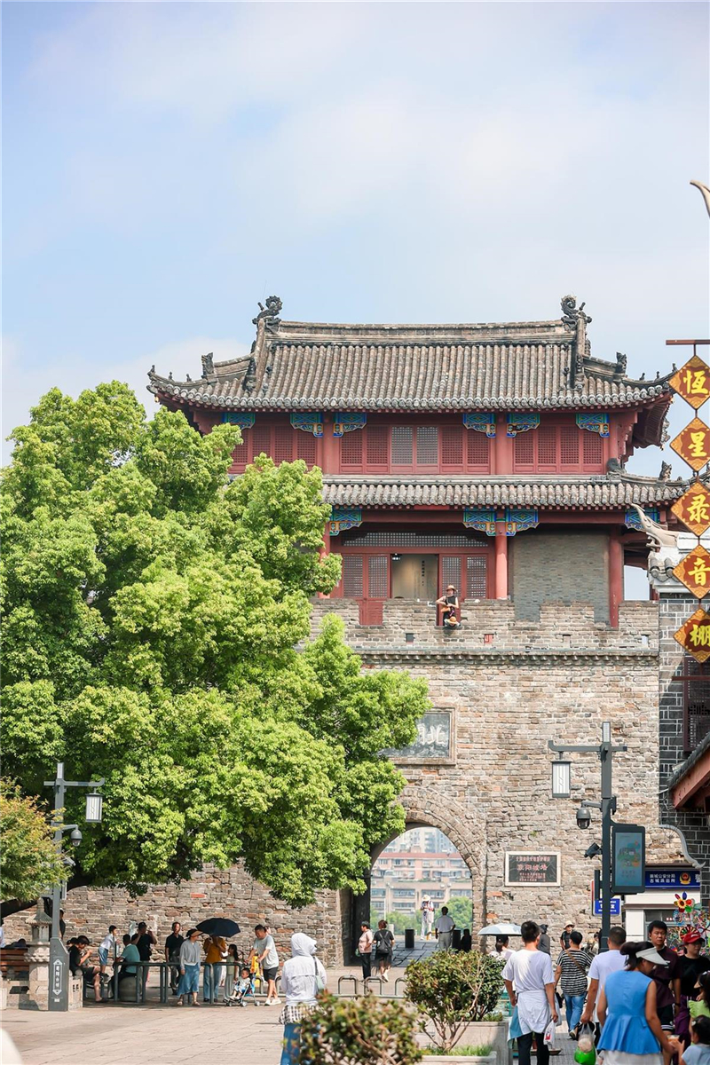 “這是活著的古城！”文旅大V跨越千年 探訪襄陽古城、北街、管家巷_fororder_806efb3706344558abd7c5d2fc60aa37