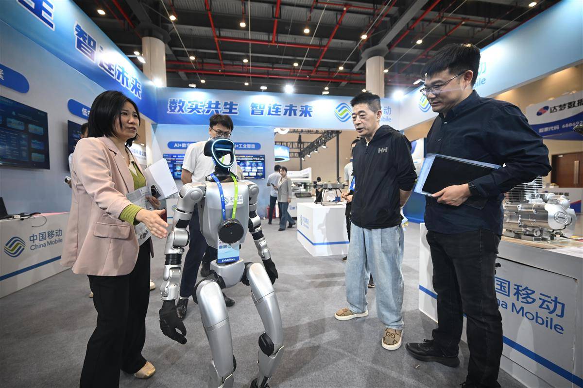 2025中國（武漢）數字經濟産業博覽會在光谷舉行