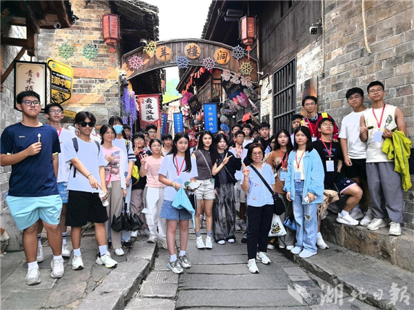460名澳門師生聚湖北開展研學活動_fororder_9ad3fd122bc5498785e5306753a3563a