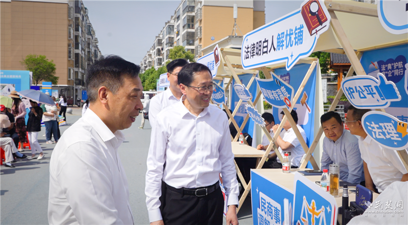 亮“典”不斷！宜昌市2025年民法典主題宣傳月啟動_fororder_8d8ad374d0ea91f6f6f675fcd7a95bfd