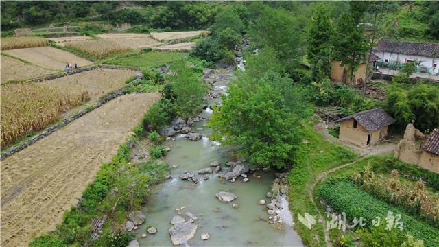 保康峽峪河村被命名為中國景觀村落