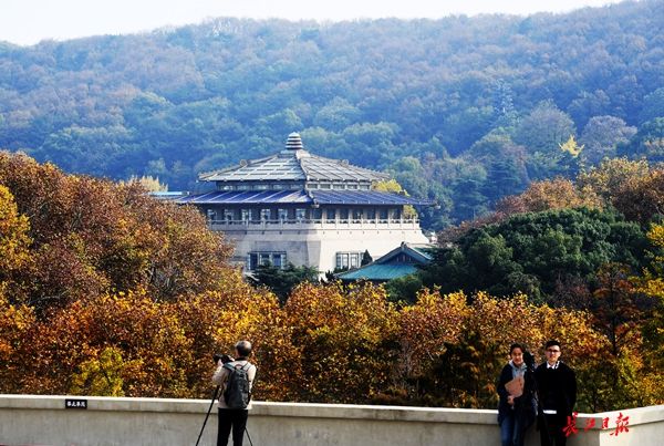 圖集：武大迎來125歲生日 秋色撩人正當時