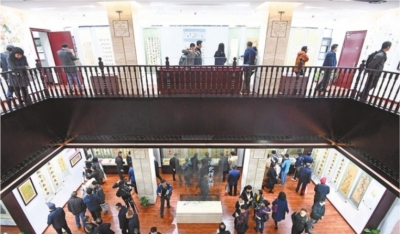 武大“馮氏捐藏館”開館