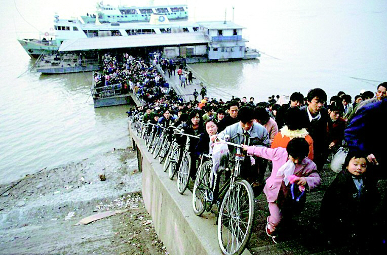 從"過江主力"到"旅遊名片" 武漢輪渡的美麗嬗變