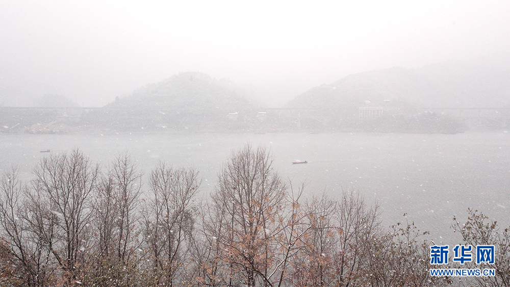 雪飛太極湖 美景如國畫