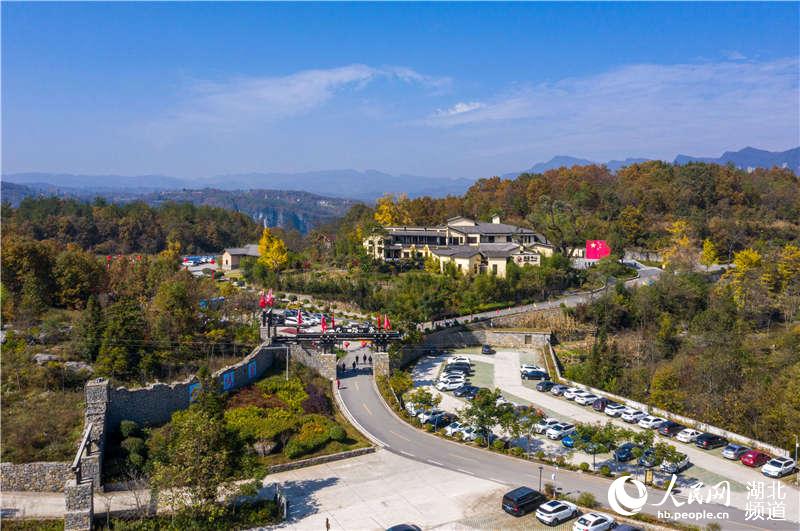 湖北保康：九路寨紅葉醉金秋