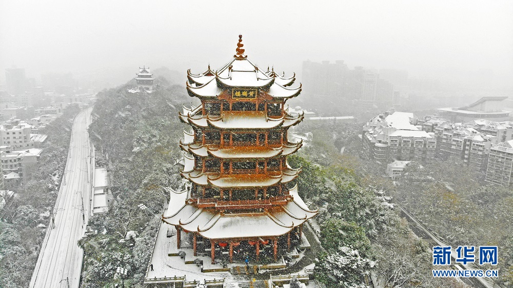 航拍：飛雪黃鶴樓 風景美如畫