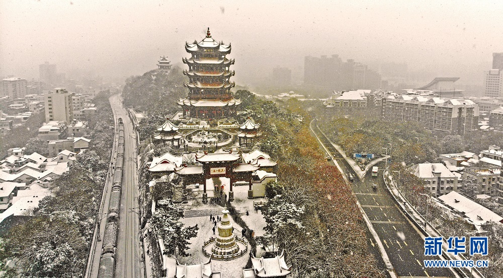 航拍：飛雪黃鶴樓 風景美如畫