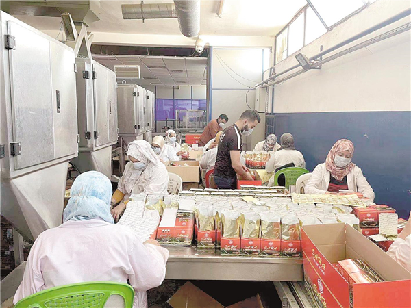 鶴峰茶企非洲建起茶葉加工廠_fororder_01