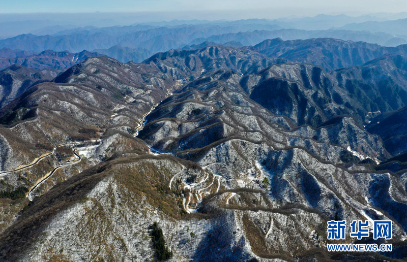湖北襄陽：雪潤群山 層巒疊嶂