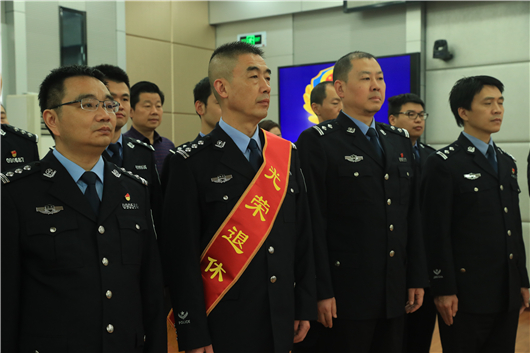 【湖北】【CRI原創】恩施法醫朱虹的37載堅守：用解剖刀還原真相