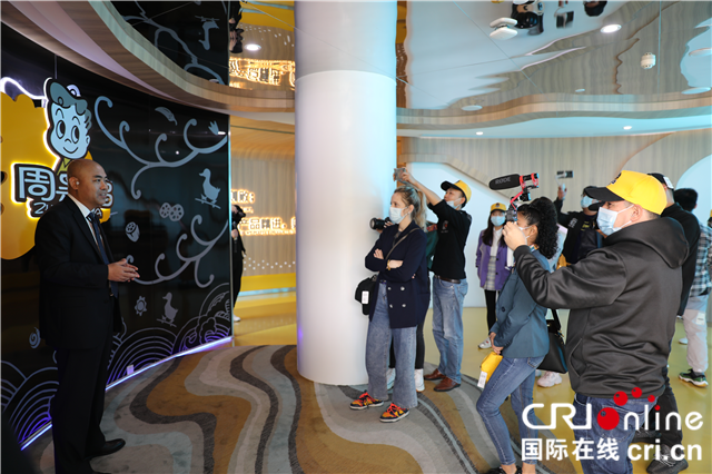 外國網紅走進東西湖 向世界解碼武漢消費經濟高品質發展新成果_fororder_圖片1
