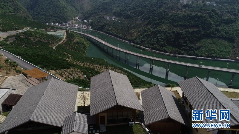 航拍興山“水上公路”：三峽庫區的生態畫廊