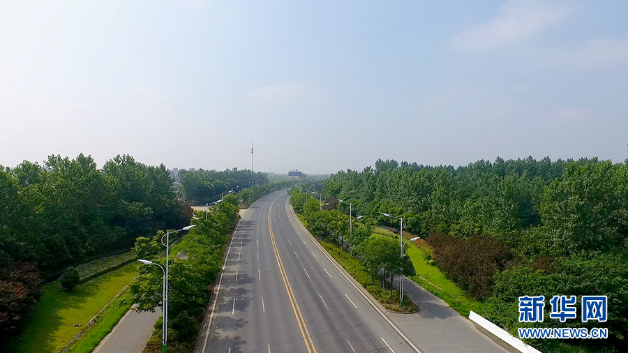 武荊高速連通江漢平原腹地