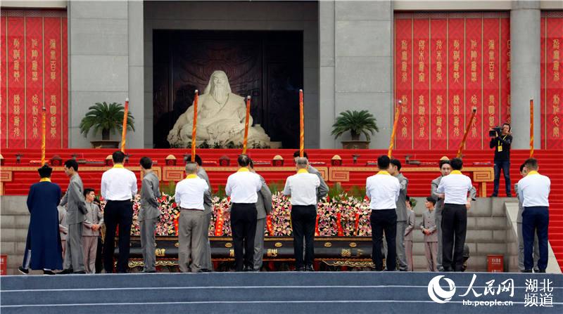 世界華人炎帝故里尋根節：30多個國家和地區華人華僑湖北“拜祖”